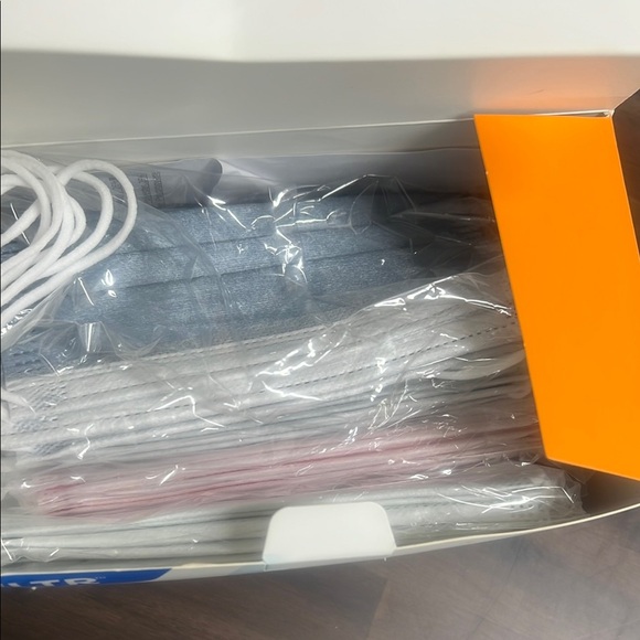 Red Protective Face Masks for Everyday Use - Picture 3 of 3